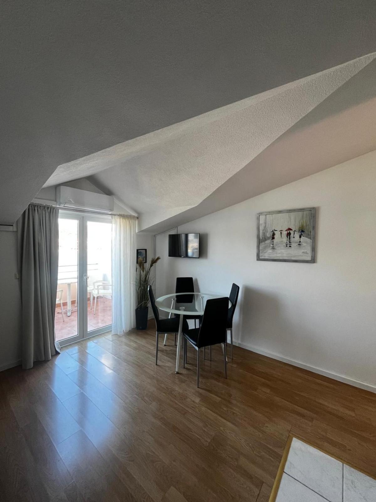 Apartments Kapetanovi Dvori Trogir Exteriér fotografie