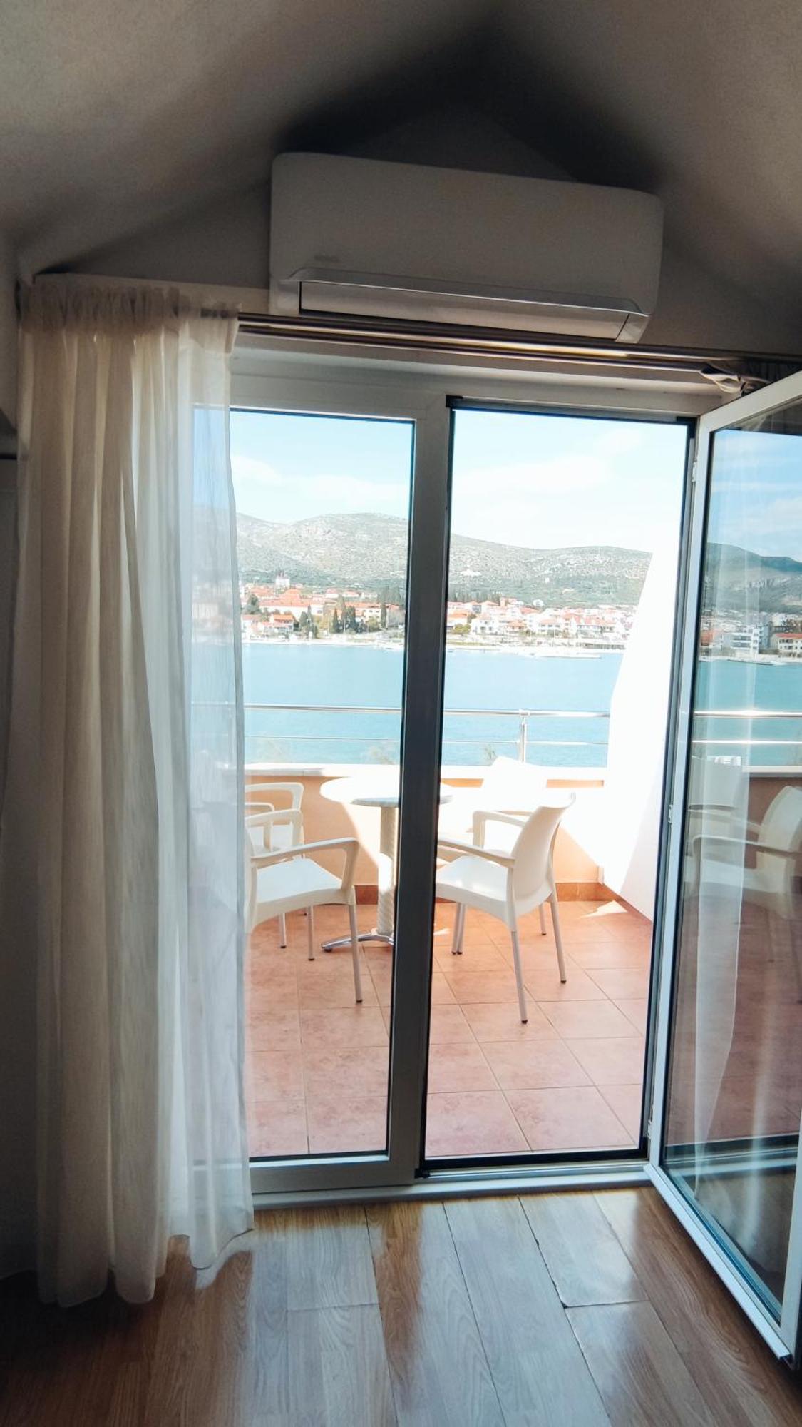Apartments Kapetanovi Dvori Trogir Exteriér fotografie